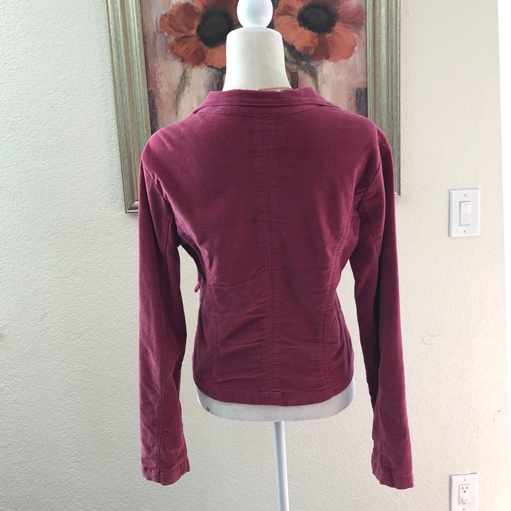 Jacket - Picture 3 of 4